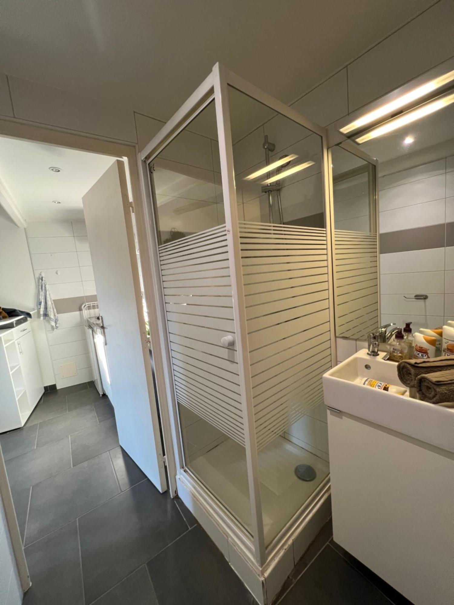 Cosy Studio Hyper Centre Avec Kitchenette & Climatisation Carpentras Exterior photo
